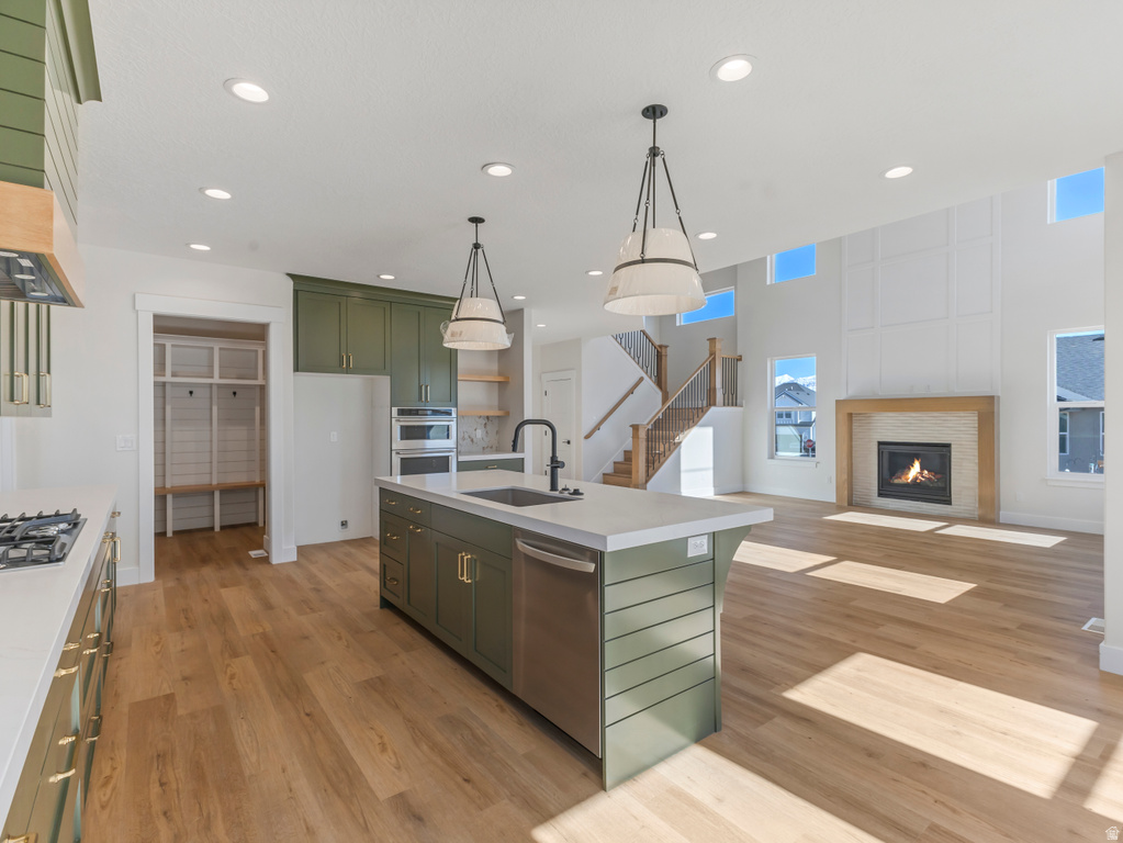 103 E GARIBALDI WAY Saratoga Springs, UT 84045