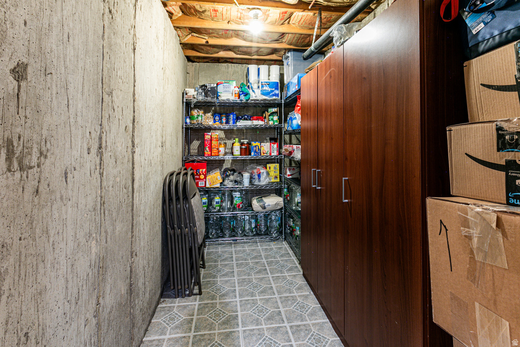 2063 W CHATEAU AVE Taylorsville, UT 84129