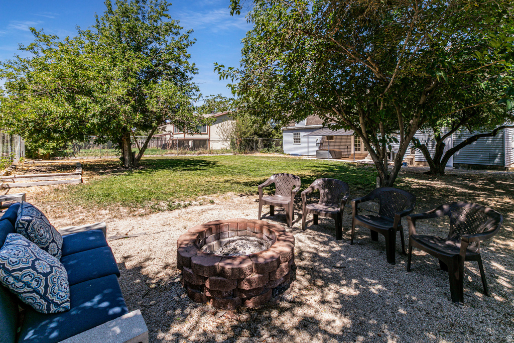 2063 W CHATEAU AVE Taylorsville, UT 84129