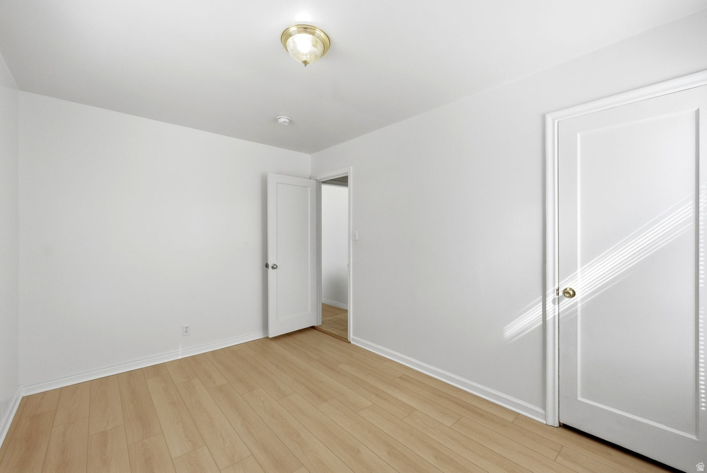 1215 S STEWART ST Salt Lake City, UT 84104