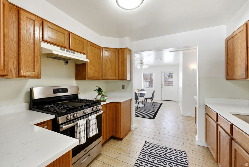 1215 S STEWART ST Salt Lake City, UT 84104