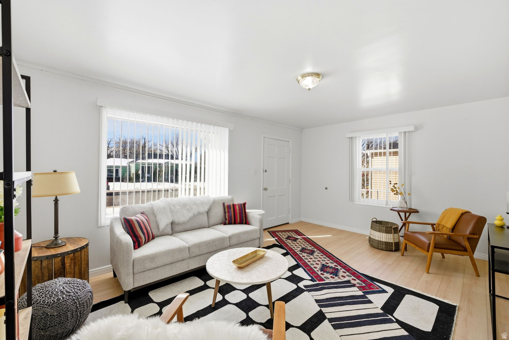 1215 S STEWART ST Salt Lake City, UT 84104