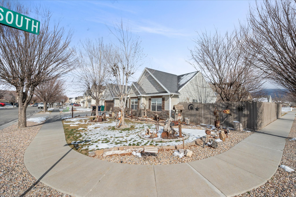 2337 S 1500 W Woods Cross, UT 84087