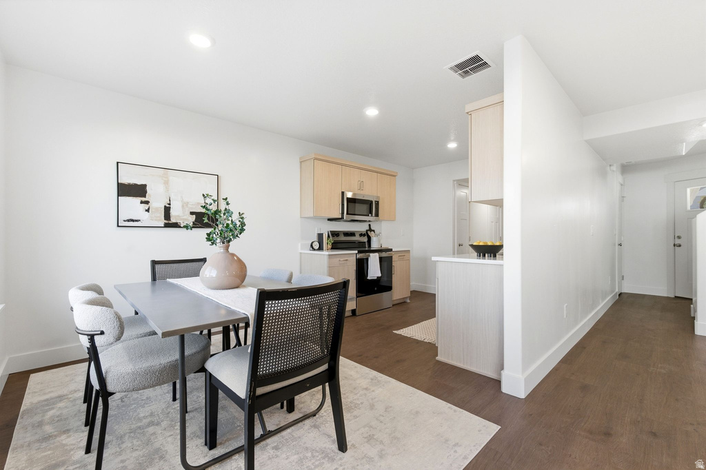 1619 N ANGEL ST Layton, UT 84041