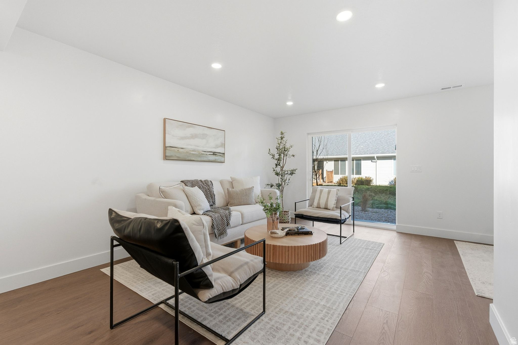 1619 N ANGEL ST Layton, UT 84041