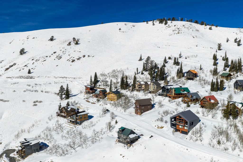 6746 E ASPEN DR Eden, UT 84310