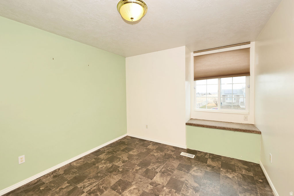 1224 E 970 N Tooele, UT 84074