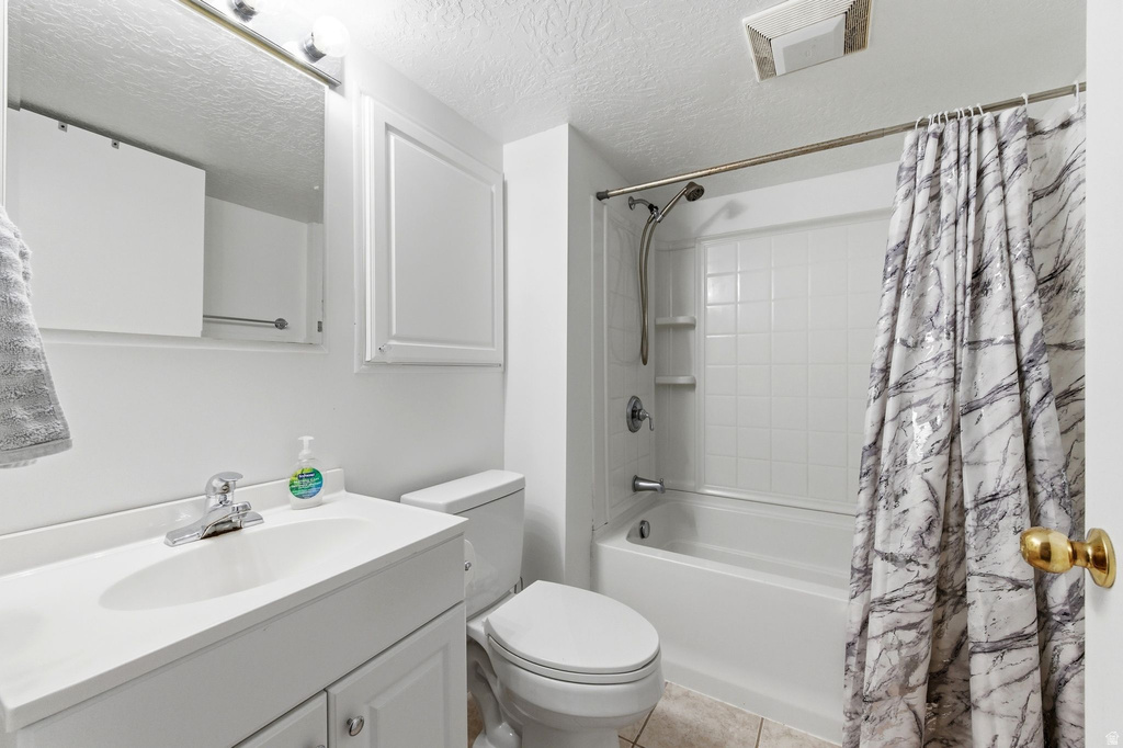 7880 S PALLADIUM DR West Jordan, UT 84088