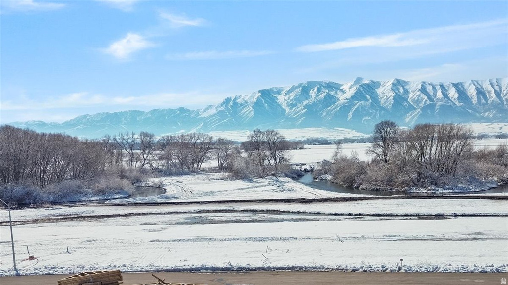 1302  WILLOW LAKES DR Logan, UT 84321