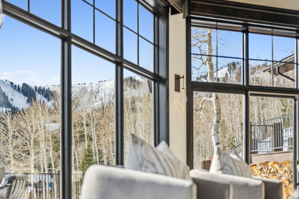 73 WHITE PINE RD Park City, UT 84060