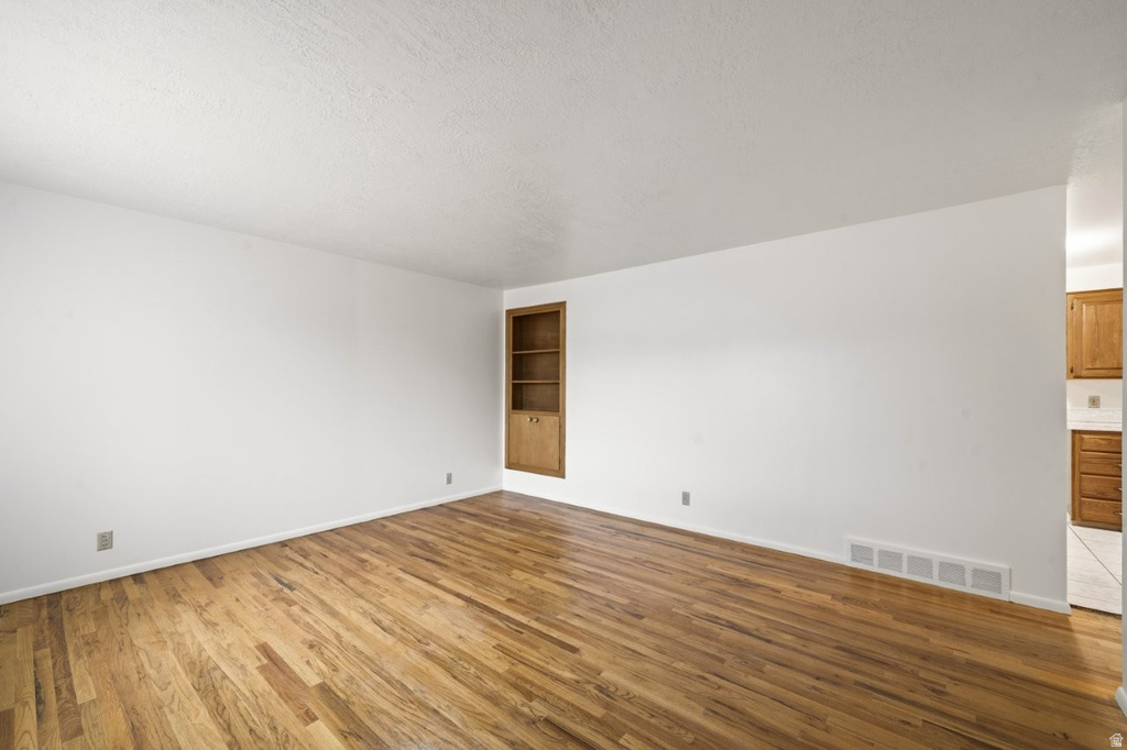 1199 N 450 W Sunset, UT 84015