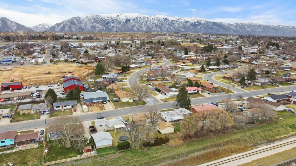1199 N 450 W Sunset, UT 84015