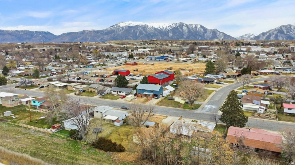 1199 N 450 W Sunset, UT 84015