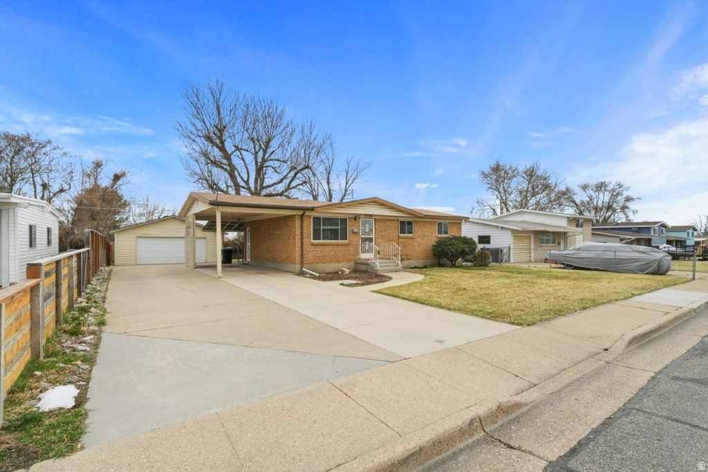 1199 N 450 W Sunset, UT 84015
