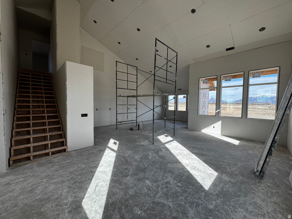 387 S 4250 W West Point, UT 84015