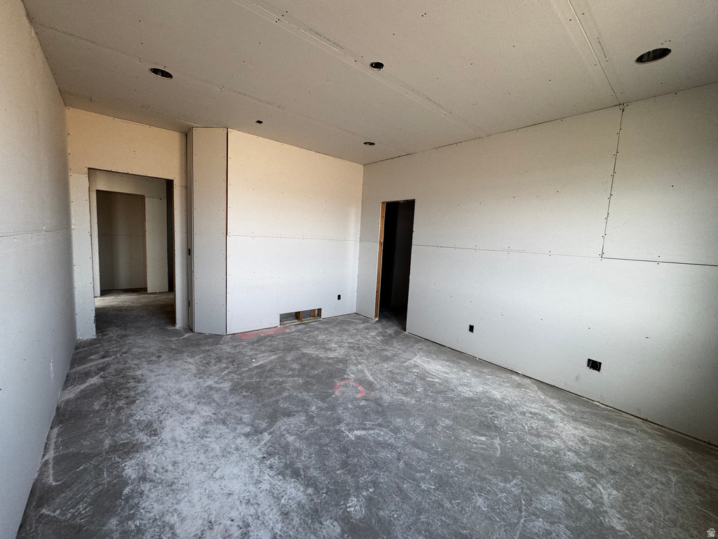 387 S 4250 W West Point, UT 84015