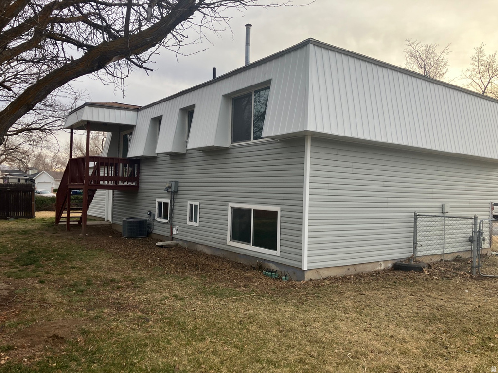 9587 S 1040 E Sandy, UT 84094