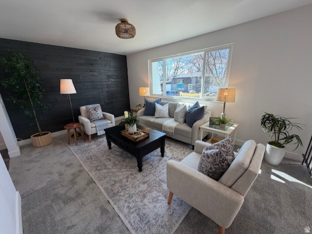 9587 S 1040 E Sandy, UT 84094