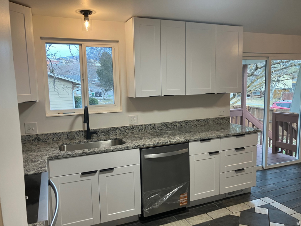 9587 S 1040 E Sandy, UT 84094