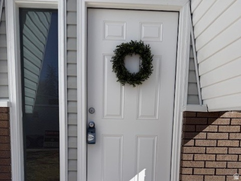 9587 S 1040 E Sandy, UT 84094