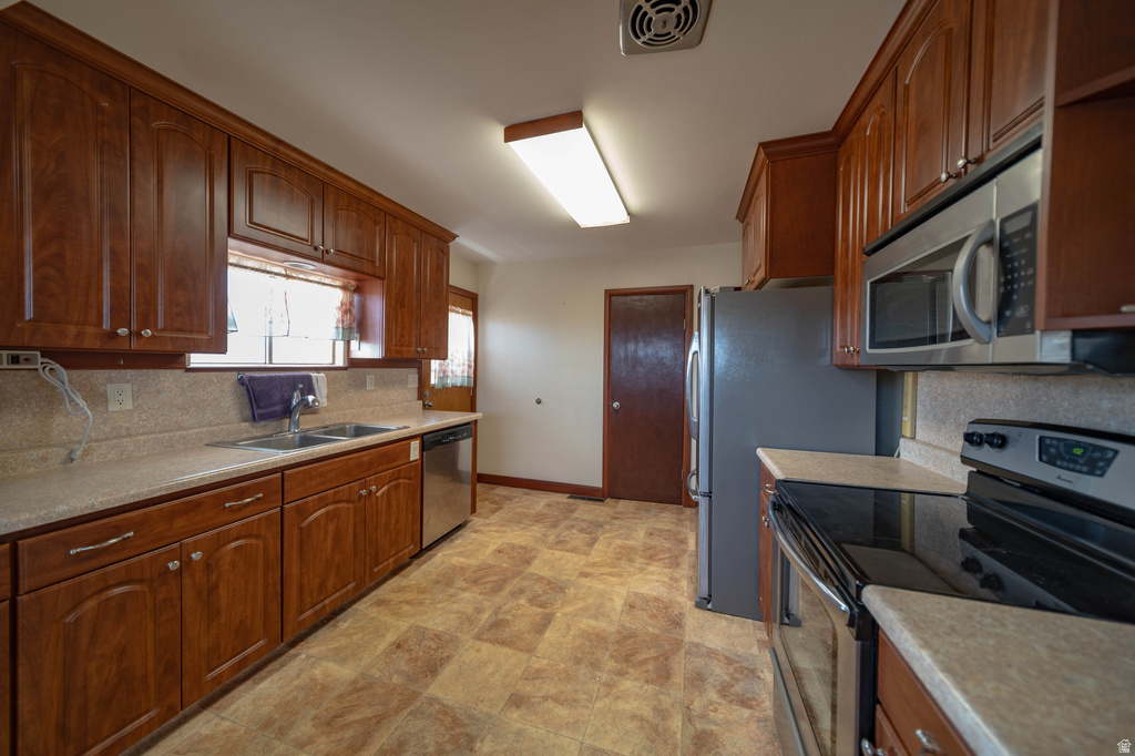 2798 S HIGHWAY 10 Price, UT 84501