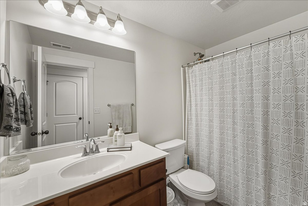 1763 N BLAZE LN Saratoga Springs, UT 84045