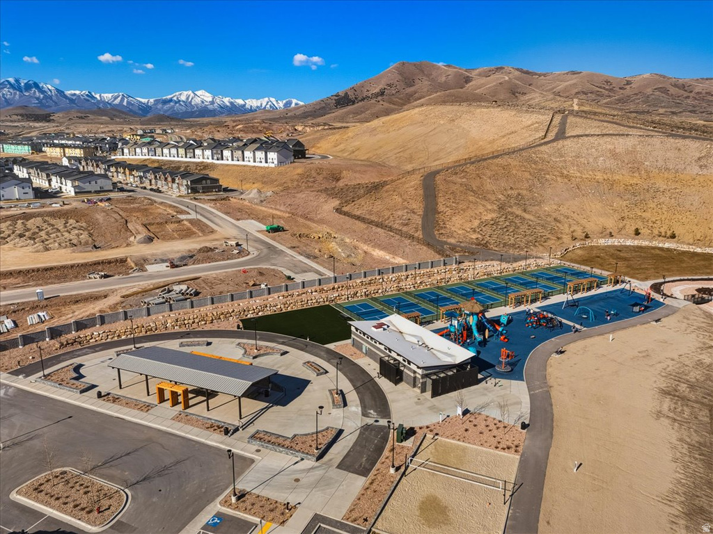 1763 N BLAZE LN Saratoga Springs, UT 84045