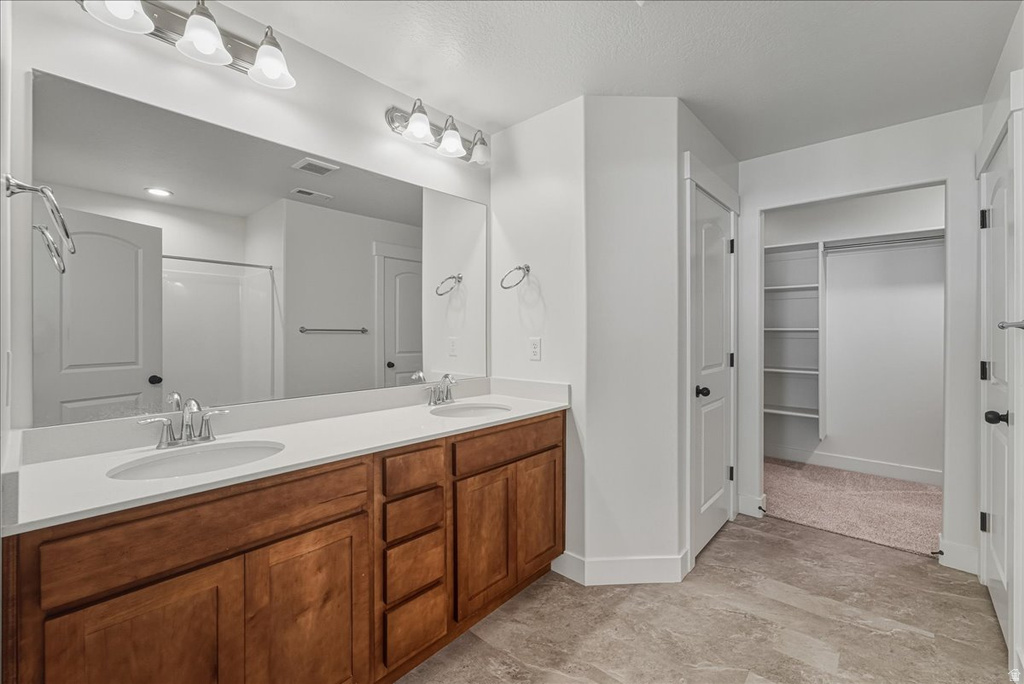 1763 N BLAZE LN Saratoga Springs, UT 84045