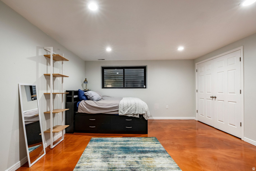 323 N FAIRFAX CIR Salt Lake City, UT 84103