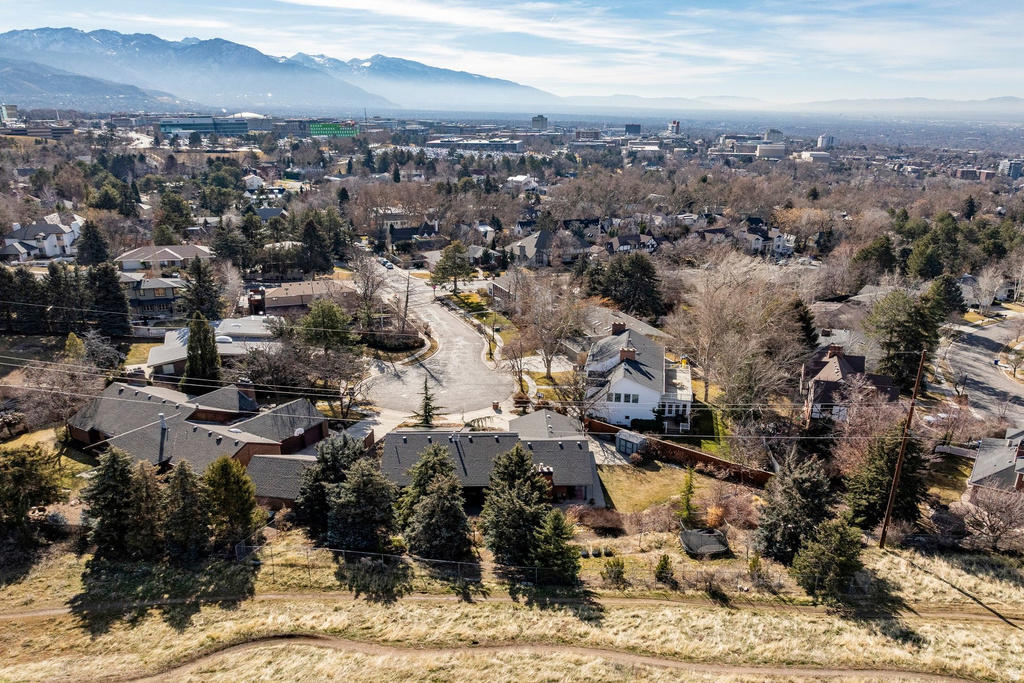 323 N FAIRFAX CIR Salt Lake City, UT 84103