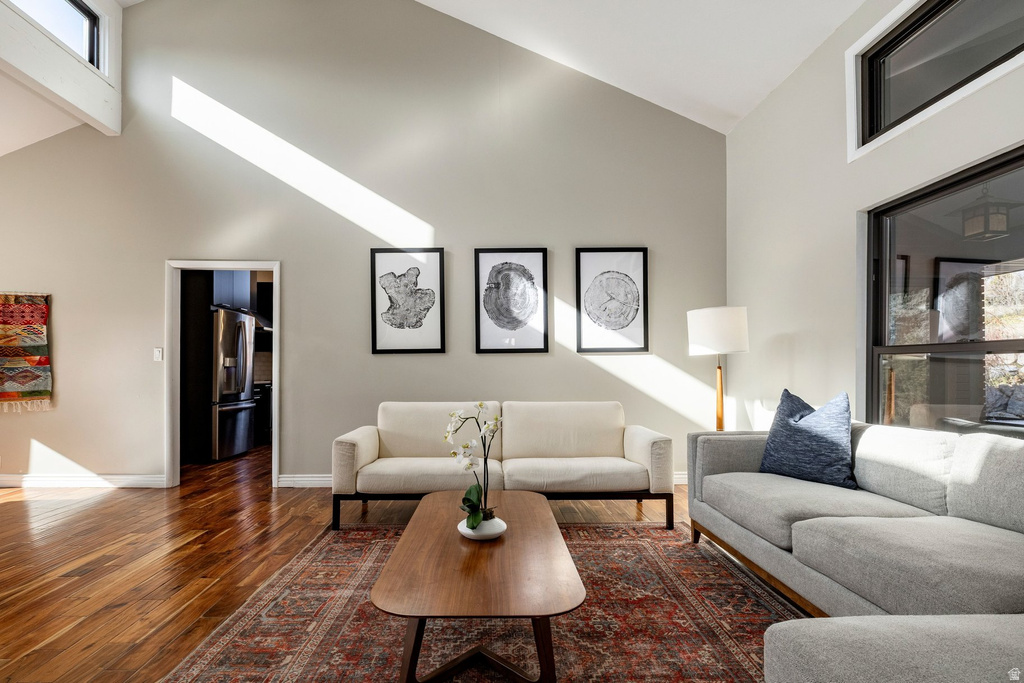 323 N FAIRFAX CIR Salt Lake City, UT 84103