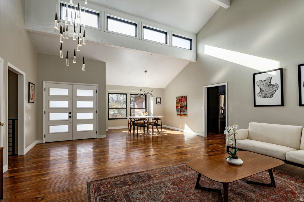 323 N FAIRFAX CIR Salt Lake City, UT 84103