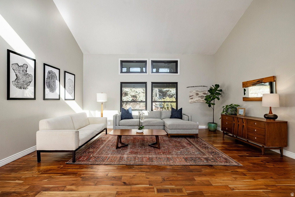 323 N FAIRFAX CIR Salt Lake City, UT 84103