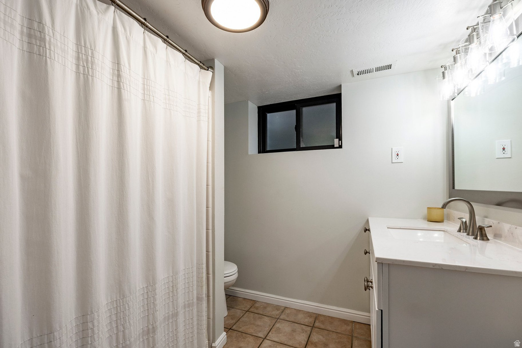 323 N FAIRFAX CIR Salt Lake City, UT 84103