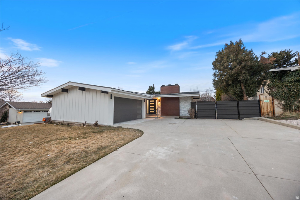 2809 E 4510 S Holladay, UT 84117