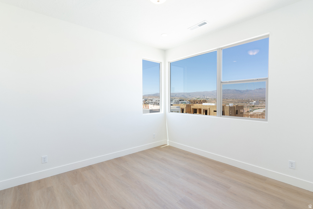 696 W HIGH TIDE PL #135 St George, UT 84790