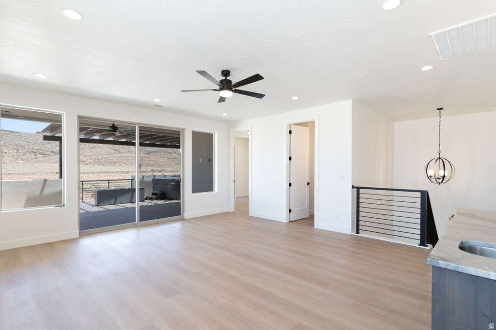 696 W HIGH TIDE PL #135 St George, UT 84790