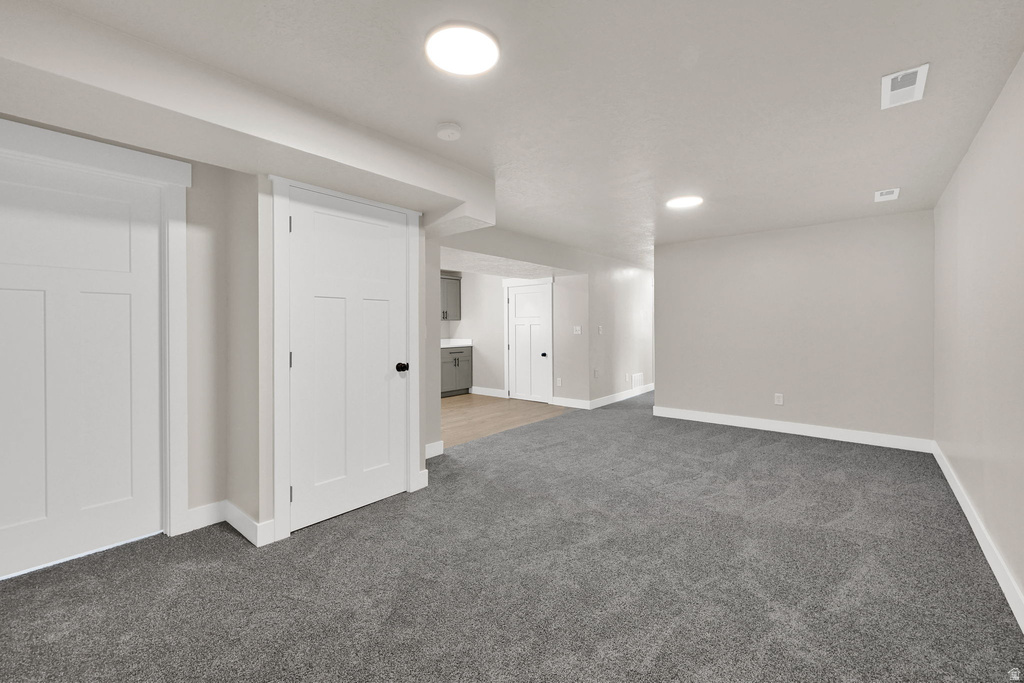 9 W PARK DR Kaysville, UT 84037