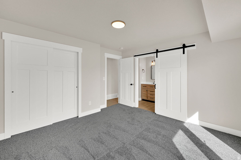 9 W PARK DR Kaysville, UT 84037