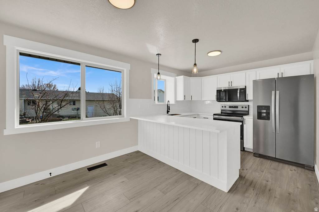 9 W PARK DR Kaysville, UT 84037