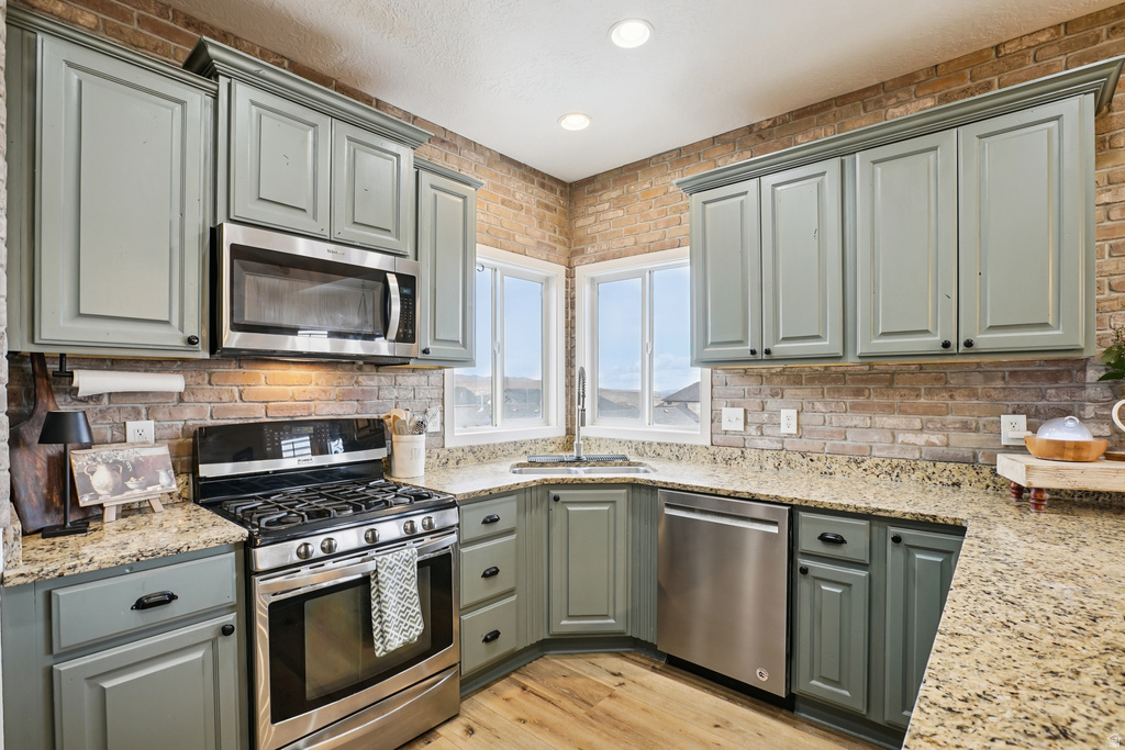 428 W CAHILL AVE Saratoga Springs, UT 84045