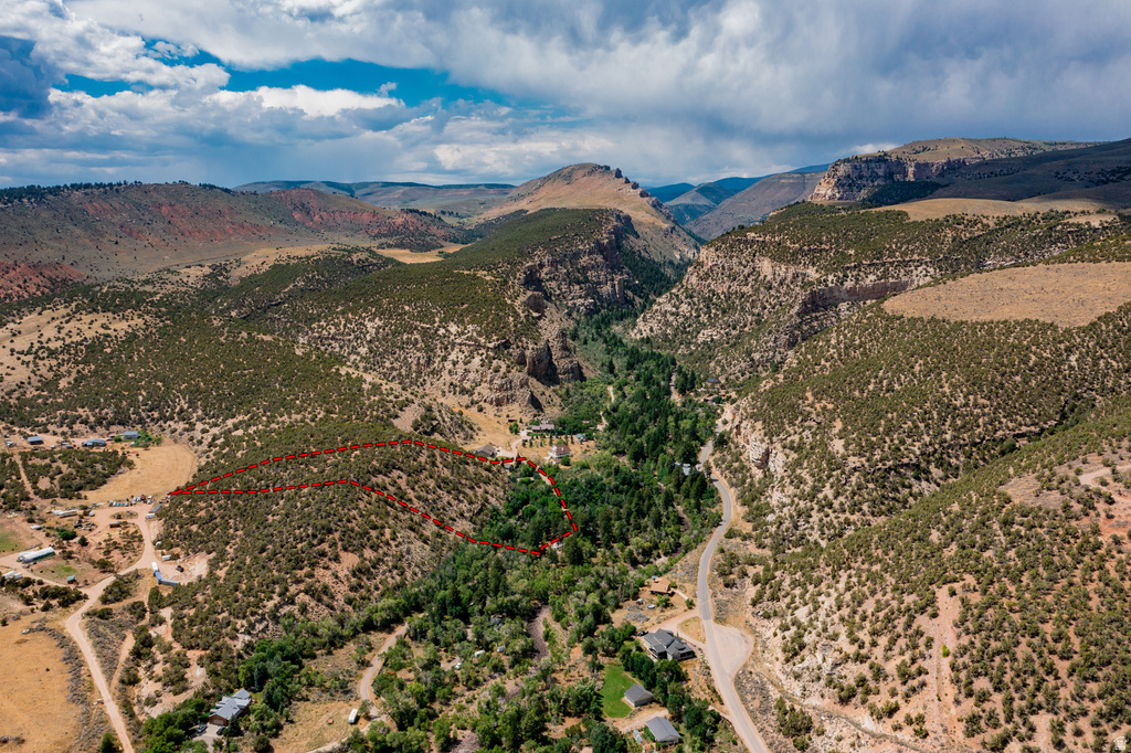 7737 W SAWTOOTH CV Vernal, UT 84078