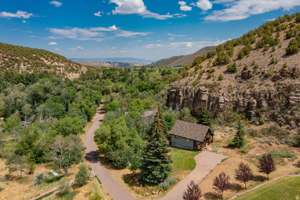 7737 W SAWTOOTH CV Vernal, UT 84078