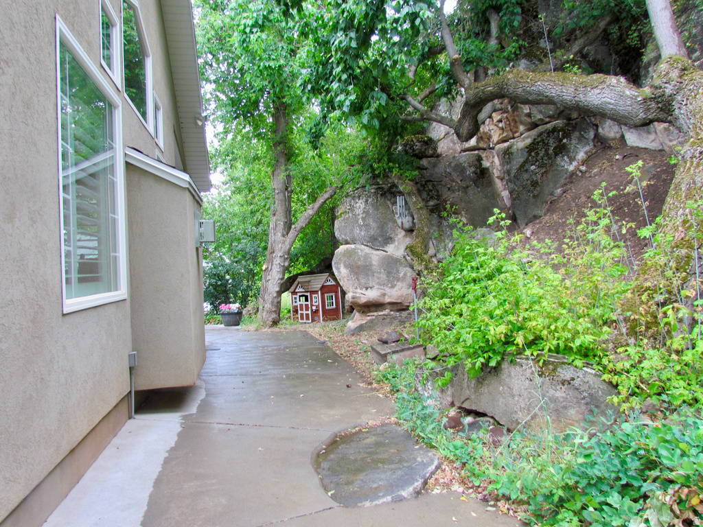 7737 W SAWTOOTH CV Vernal, UT 84078