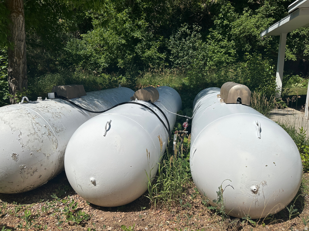 7737 W SAWTOOTH CV Vernal, UT 84078