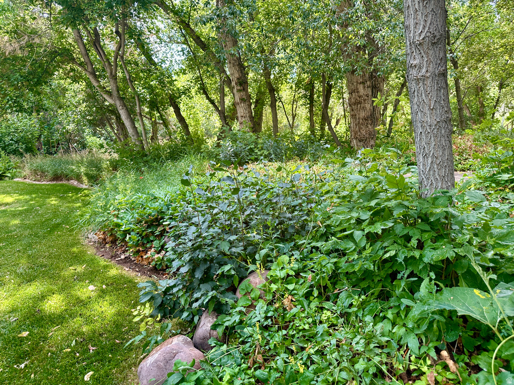 7737 W SAWTOOTH CV Vernal, UT 84078