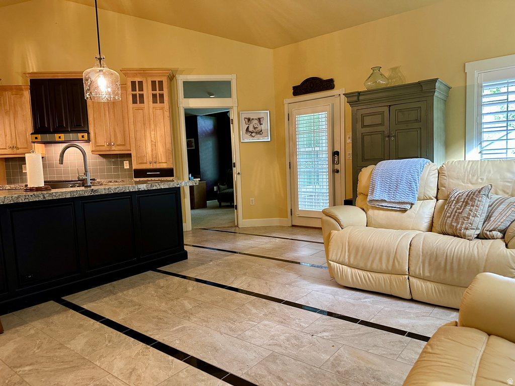 7737 W SAWTOOTH CV Vernal, UT 84078