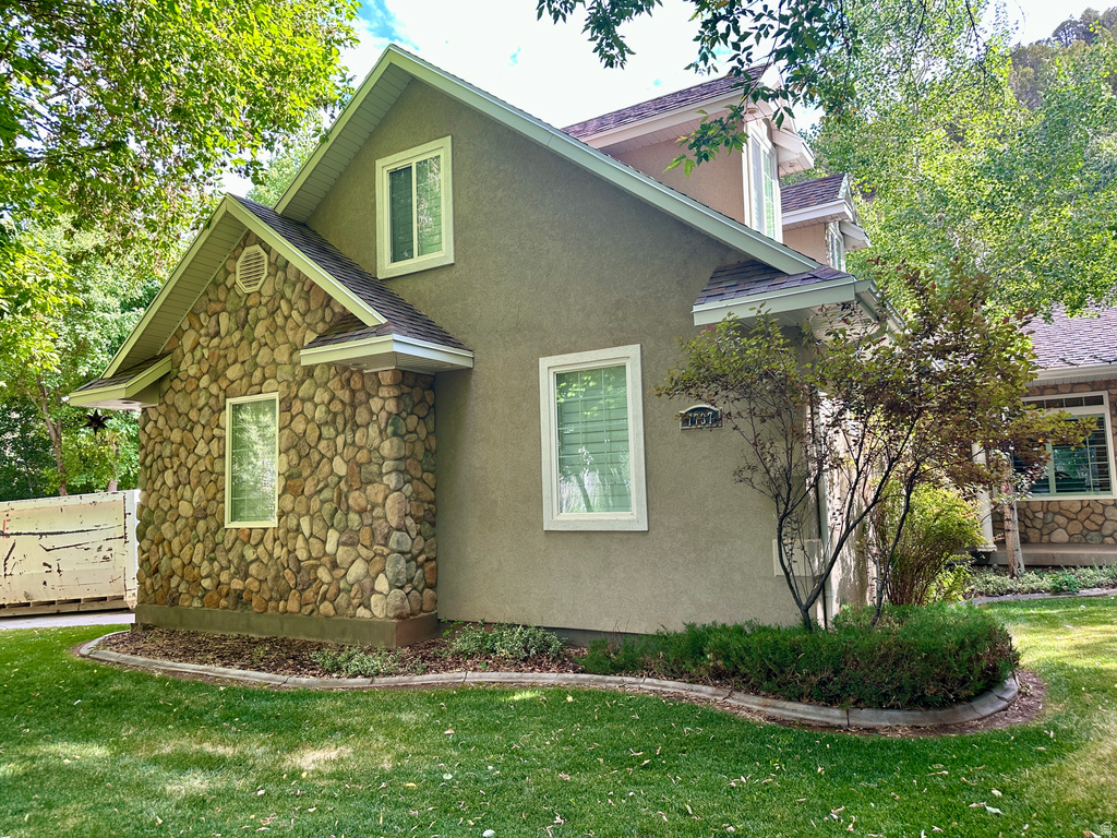 7737 W SAWTOOTH CV Vernal, UT 84078