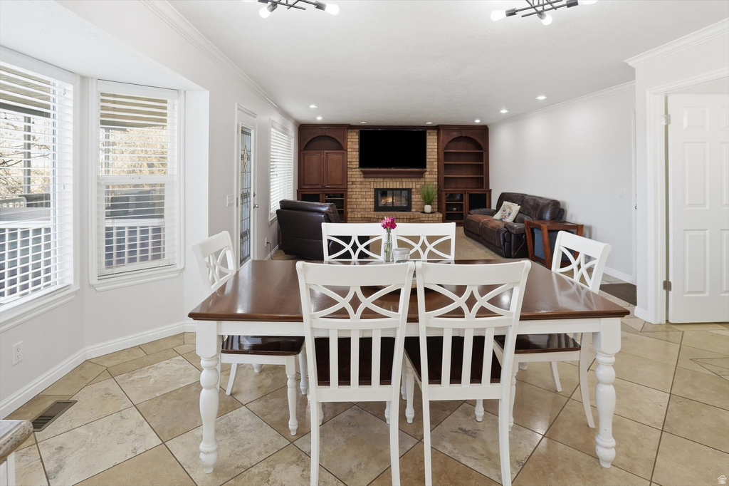 5554 S WHITE SPRINGS DR. DR Murray, UT 84123