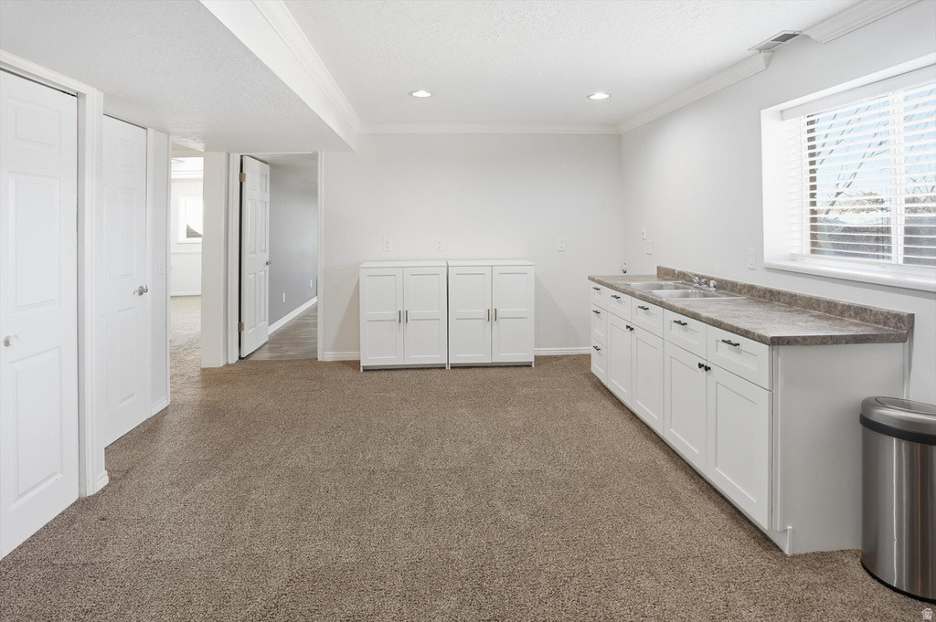 5554 S WHITE SPRINGS DR. DR Murray, UT 84123